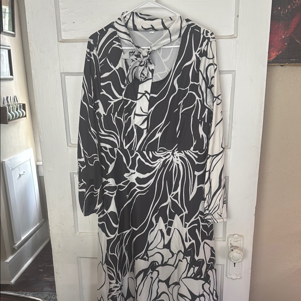 Elegant Black and White Floral Dress